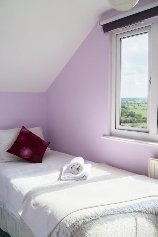 Healing Waters Sanctuary For Exclusive Private Hire And Self Catering Board, Vegetarian, Alcohol & Wifi Free Retreat In Glastonbury Exteriör bild