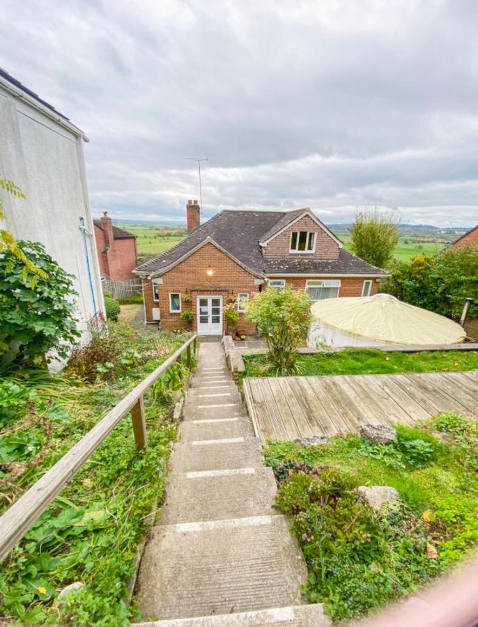 Healing Waters Sanctuary For Exclusive Private Hire And Self Catering Board, Vegetarian, Alcohol & Wifi Free Retreat In Glastonbury Exteriör bild