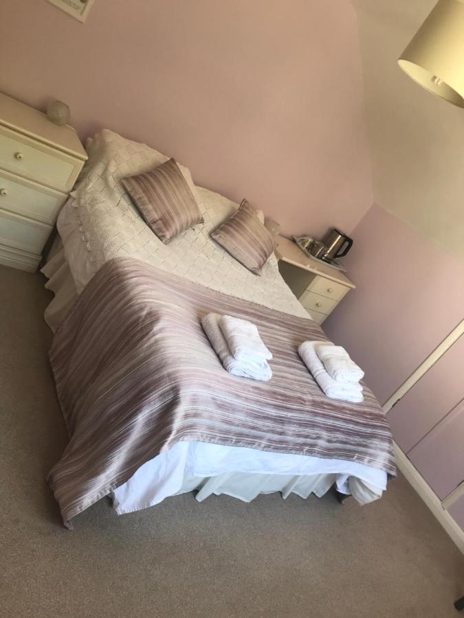 Healing Waters Sanctuary For Exclusive Private Hire And Self Catering Board, Vegetarian, Alcohol & Wifi Free Retreat In Glastonbury Exteriör bild